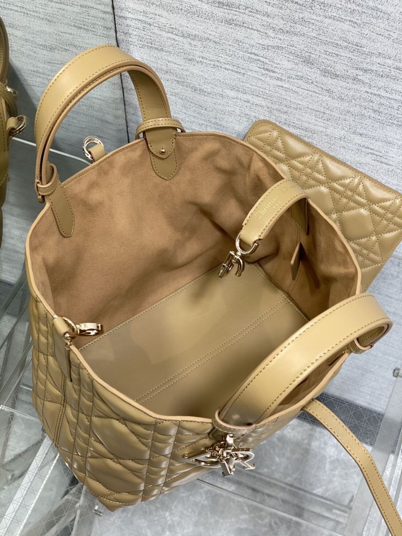 chr1st1an D10r shopping bags